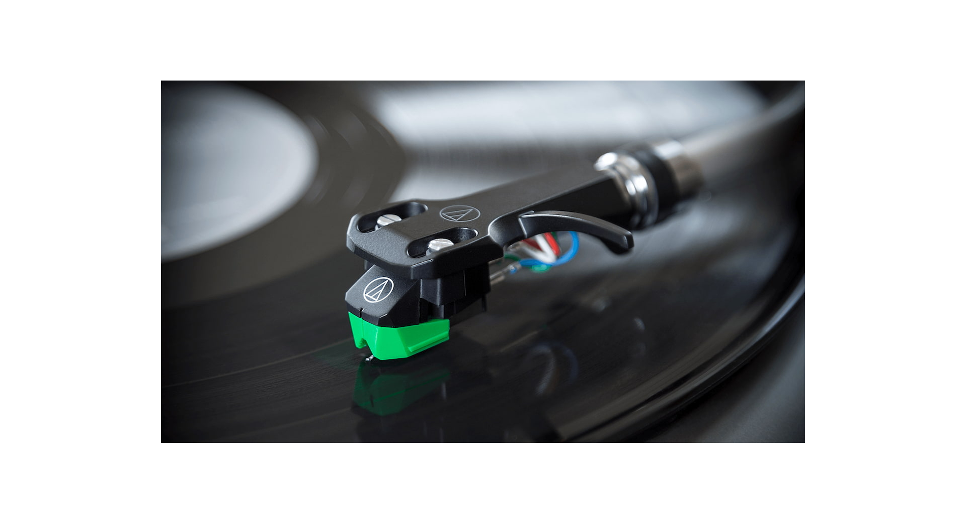 Audio-Technica представила новый картридж AT-VM95EBK для доступного апгрейда винила
