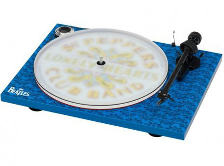 Pro-Ject Art Essential III Sgt. Pepper OM10