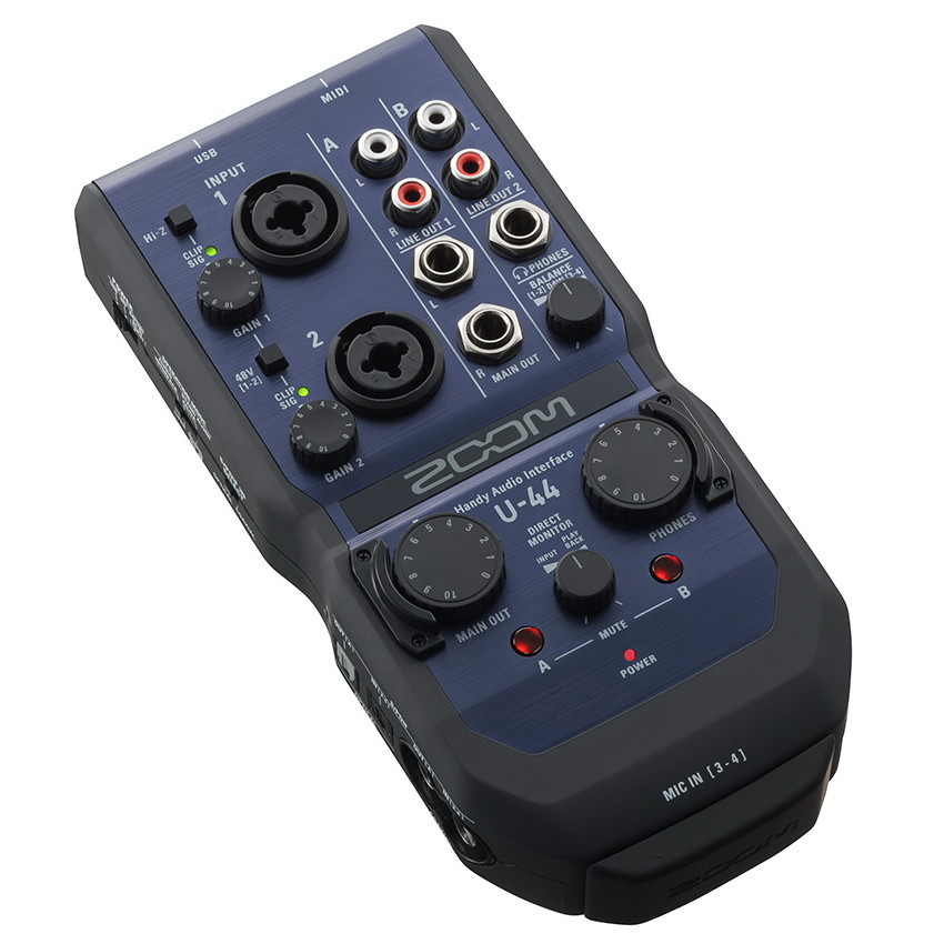 Zoom U-44