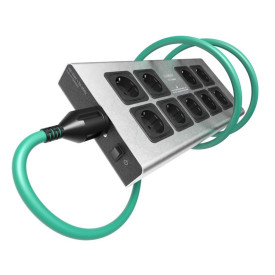 Isotek V5 Corvus (Includes Initium C13 Power Cable)