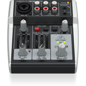 Behringer 302USB