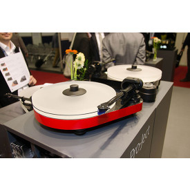 Pro-Ject RPM 5 Carbon (Quintet RED) - RED