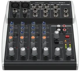 BEHRINGER XENYX 802S