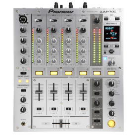 Pioneer DJM-700S