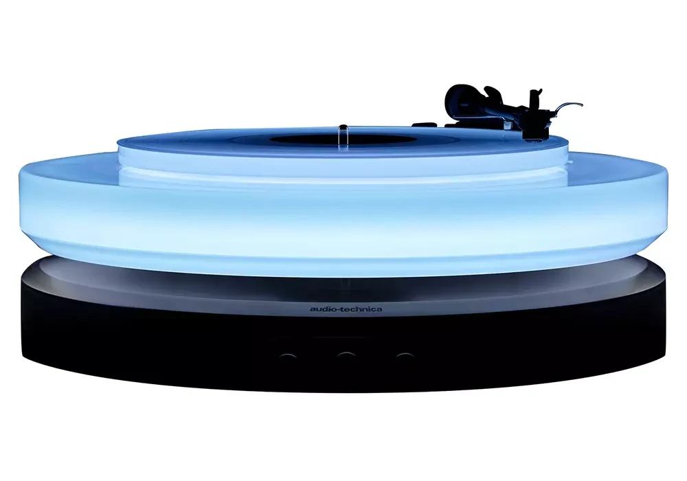 Audio-Technica Hotaru: виниловый проигрыватель, меняющий цвет