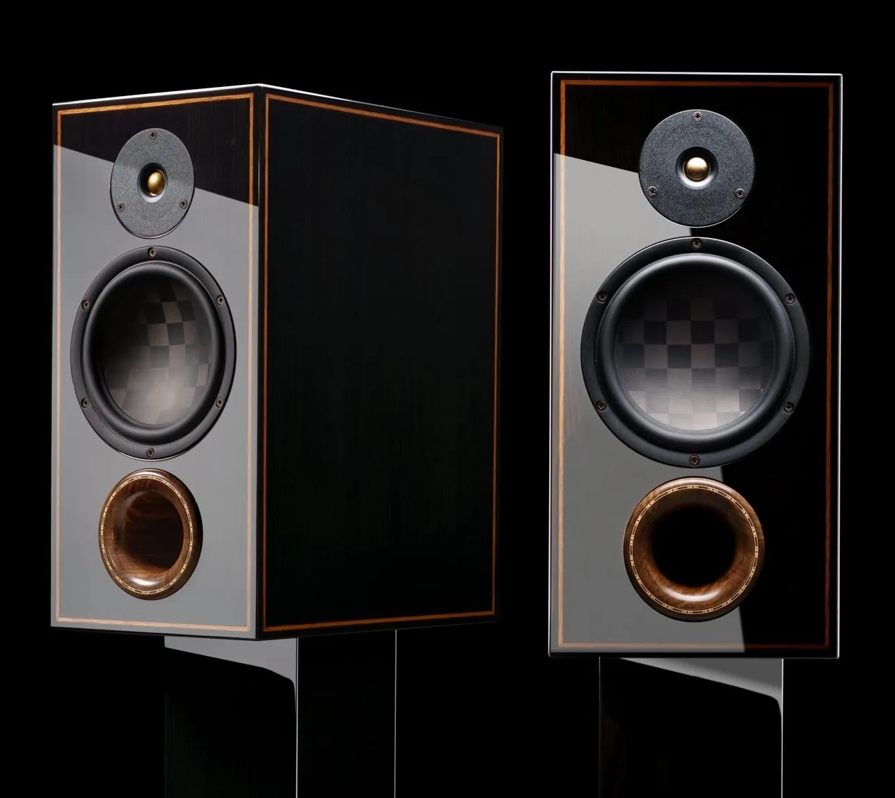 Lorenzo Audio показала The Essence — полочную акустику с технологиями уровня премиального High End