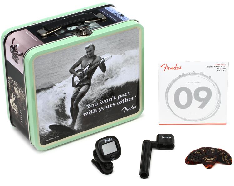 FENDER LUNCHBOX w/ACCESSORIES