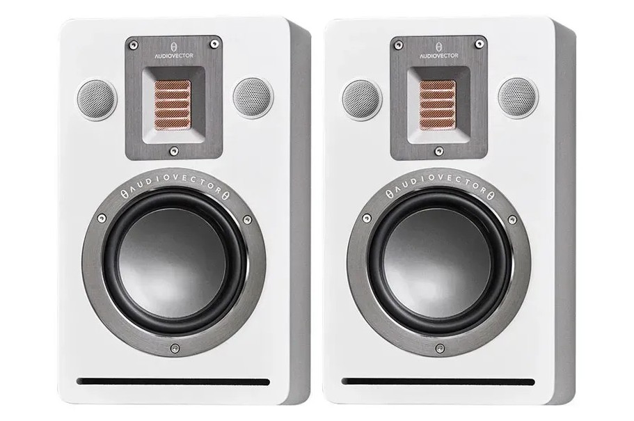 Audiovector QR Wall White Silk