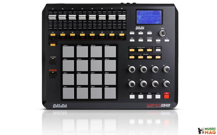 Akai MPD32