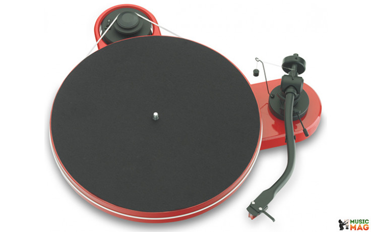 Pro-Ject RPM 3 Carbon (2M Silver) - RED
