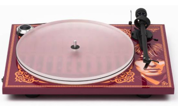 Pro-Ject Art Essential III George Harrison OM10