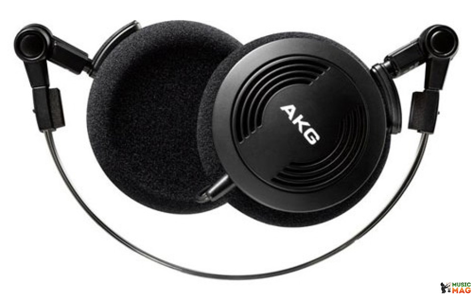 AKG 403