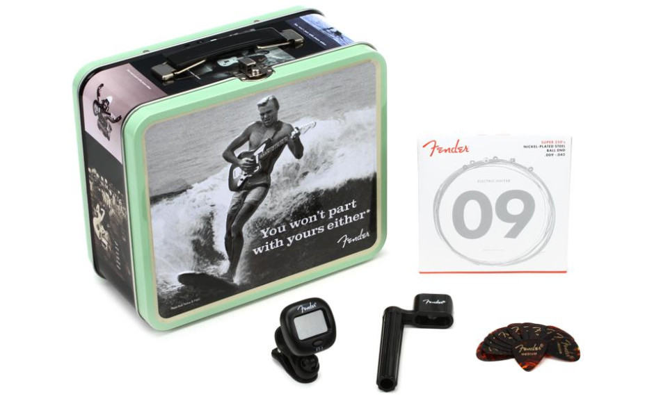 FENDER LUNCHBOX w/ACCESSORIES