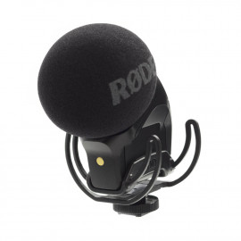 RODE Stereo VideoMic Pro with Rycote Lyre Suspension Mount