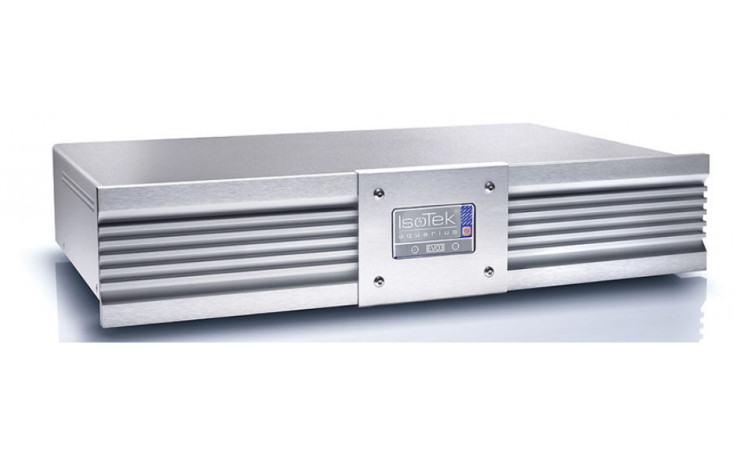 Isotek EVO3 Aquarius (Includes Premier C19 Power Cable) Silver