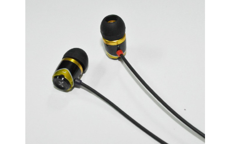 SoundMagic E10 Black Gold