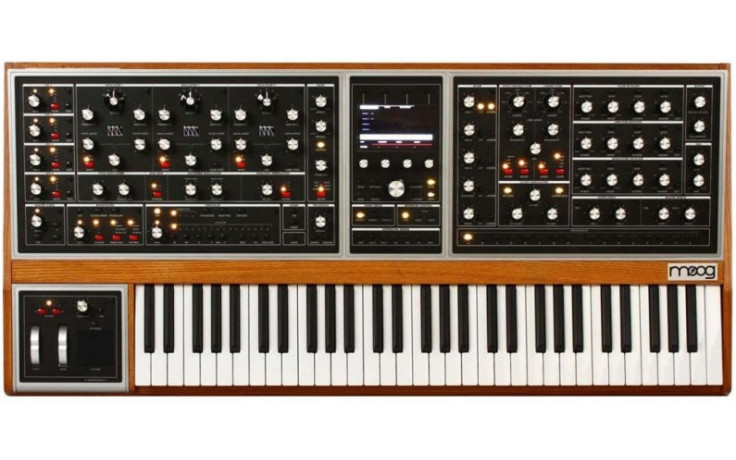 MOOG One Polyphonic Synthesizer 8-Voice