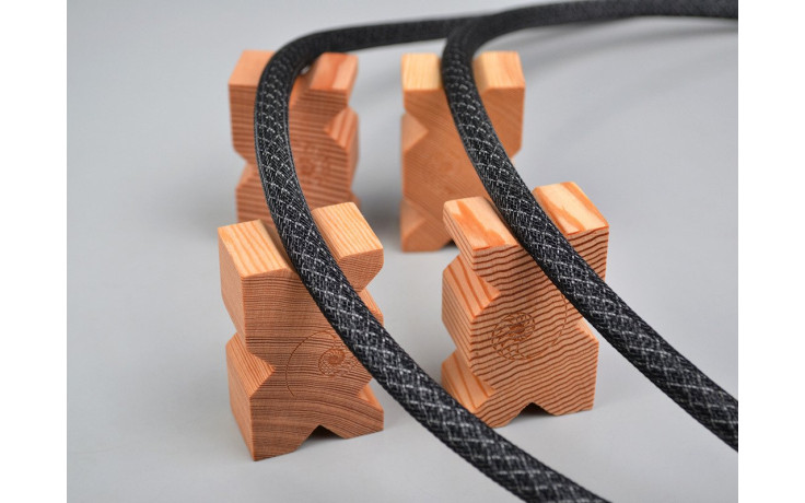 Cardas MCB (Douglas Fir cable footer 1" x 1.618" x 2.618") (6)
