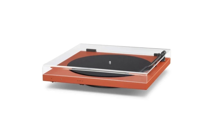 Tone Factory - Turntable Terracotta Red (with dust cover)
