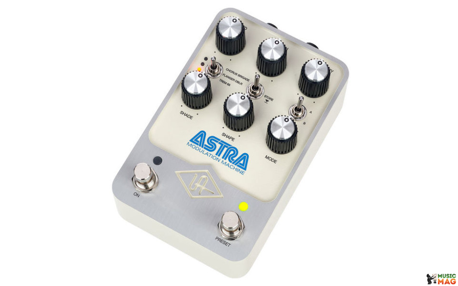 UNIVERSAL AUDIO Astra Modulation Machine