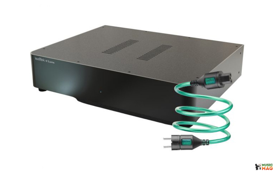 IsoTek V5 Electra Black (Includes Initium C13 Power Cable)