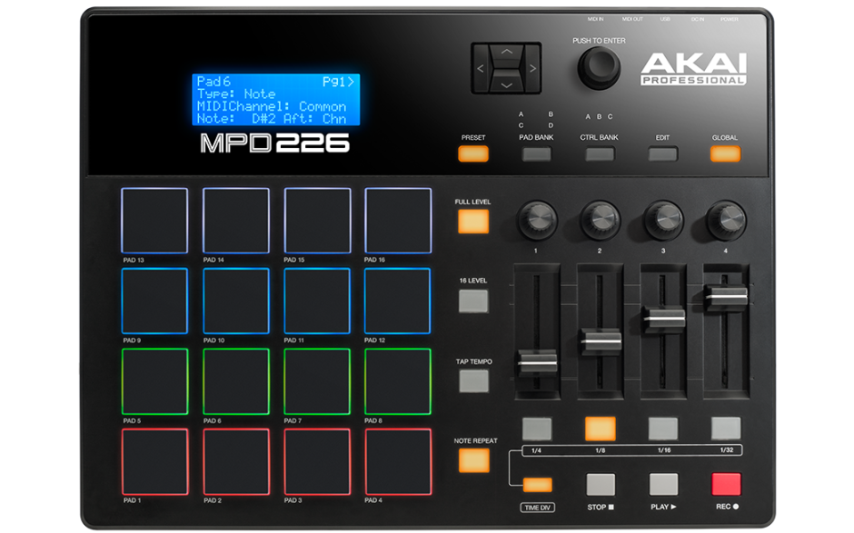 AKAI MPD 226