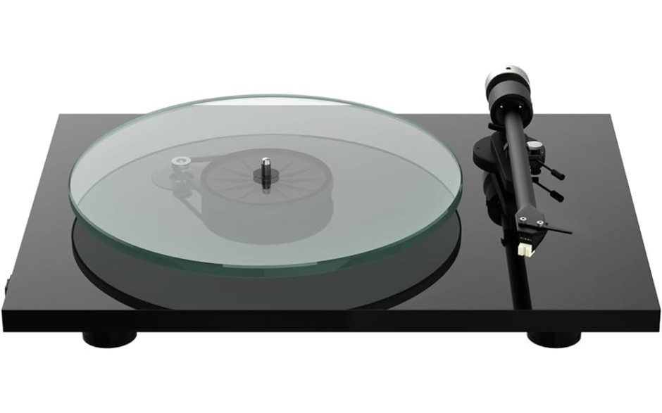 Pro-Ject T2 High Gloss Black Rainier