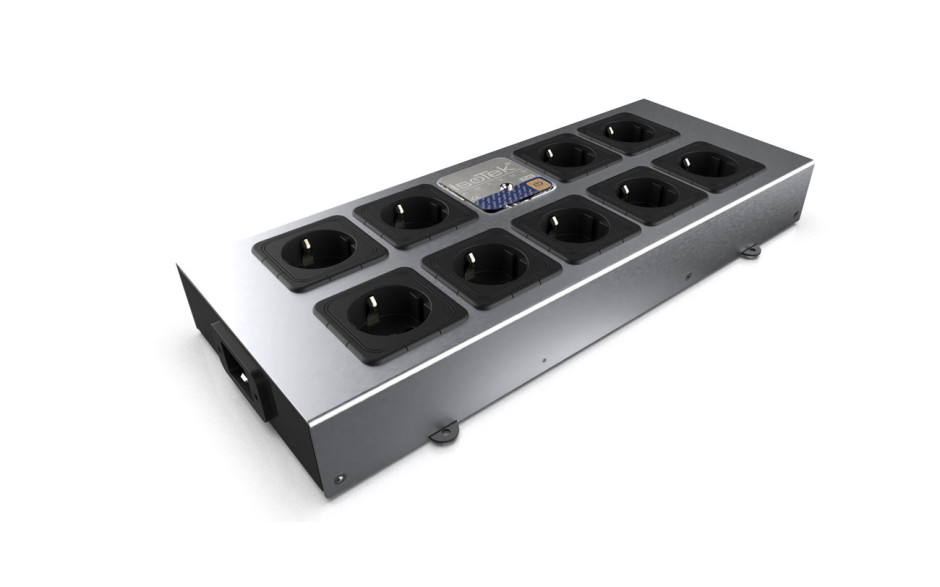 IsoTek EVO3 Corvus (9-Way) (C19)