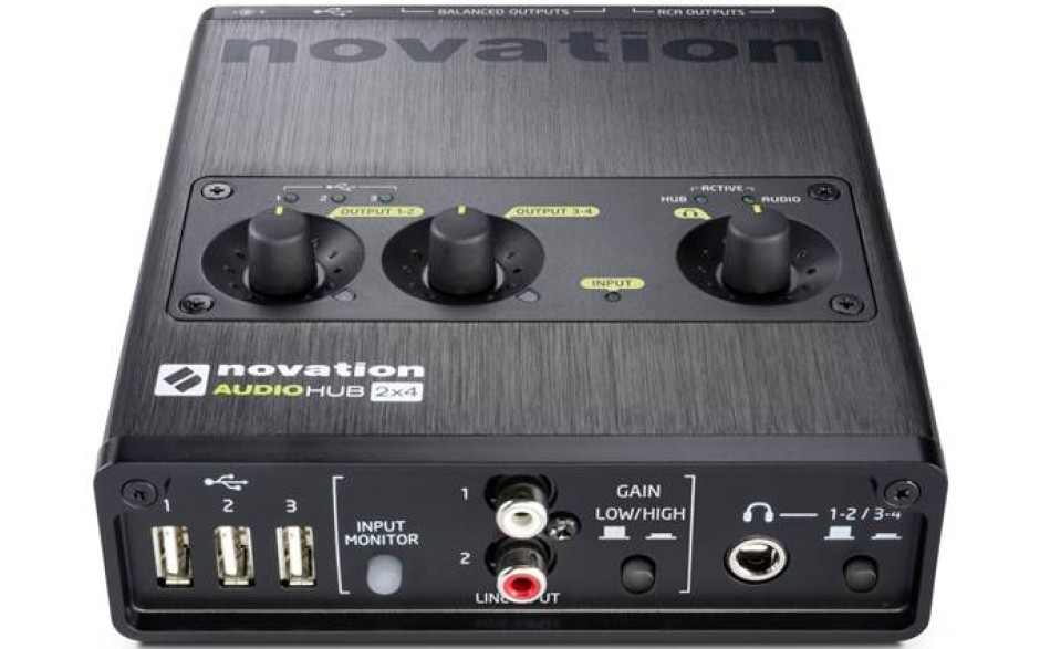 Novation Audiohub 2x4