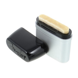 FENDER SPEED SLICK GUITAR STRING CLEANER