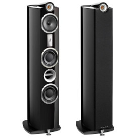 Triangle Signature Delta Black Piano Lacquer