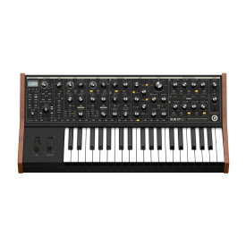 MOOG Sub 37 Paraphonic Synth