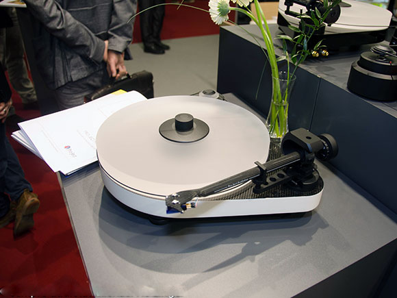 Pro-Ject RPM 5 Carbon 2M-Silver White