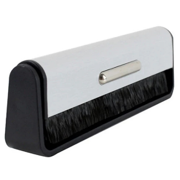 GOKA GK-R01C Carbon Fiber Brush