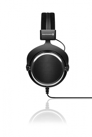 Beyerdynamic выпустили юбилейную модель наушников.