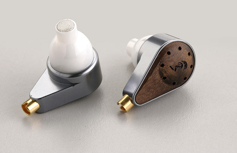 oBravo EAMT-1s самые дорогие внутриканальные наушники 