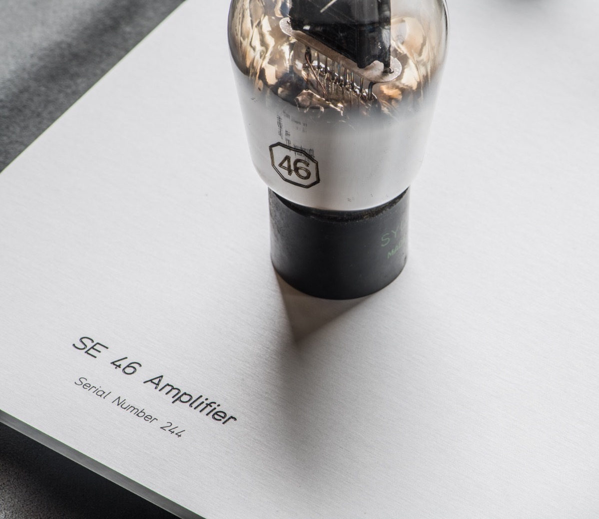 Возвращение 46 лампы: моноблоки Thomas Mayer