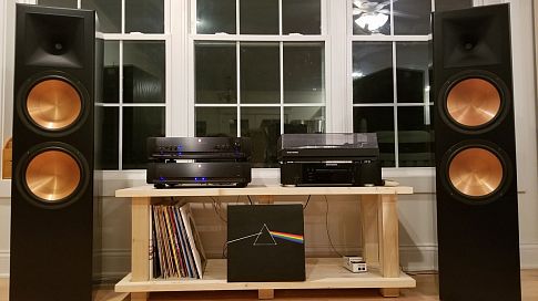 Легенды в действии Klipsch RF-7 III