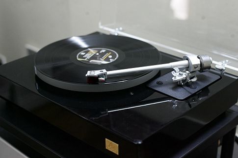 Виниловый проигрыватель Audio Note TT-Two Deluxe