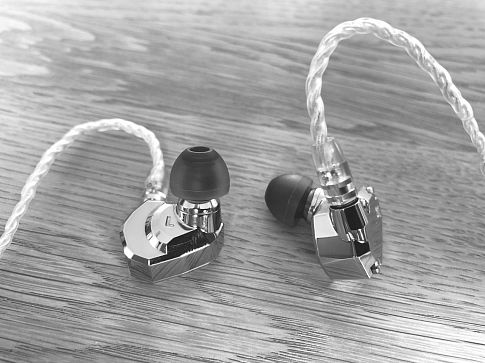 Campfire Audio Andromeda S: лимит на уникальность