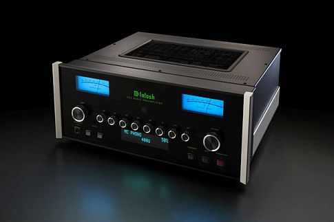 Шикарный предварительный усилитель McIntosh C53