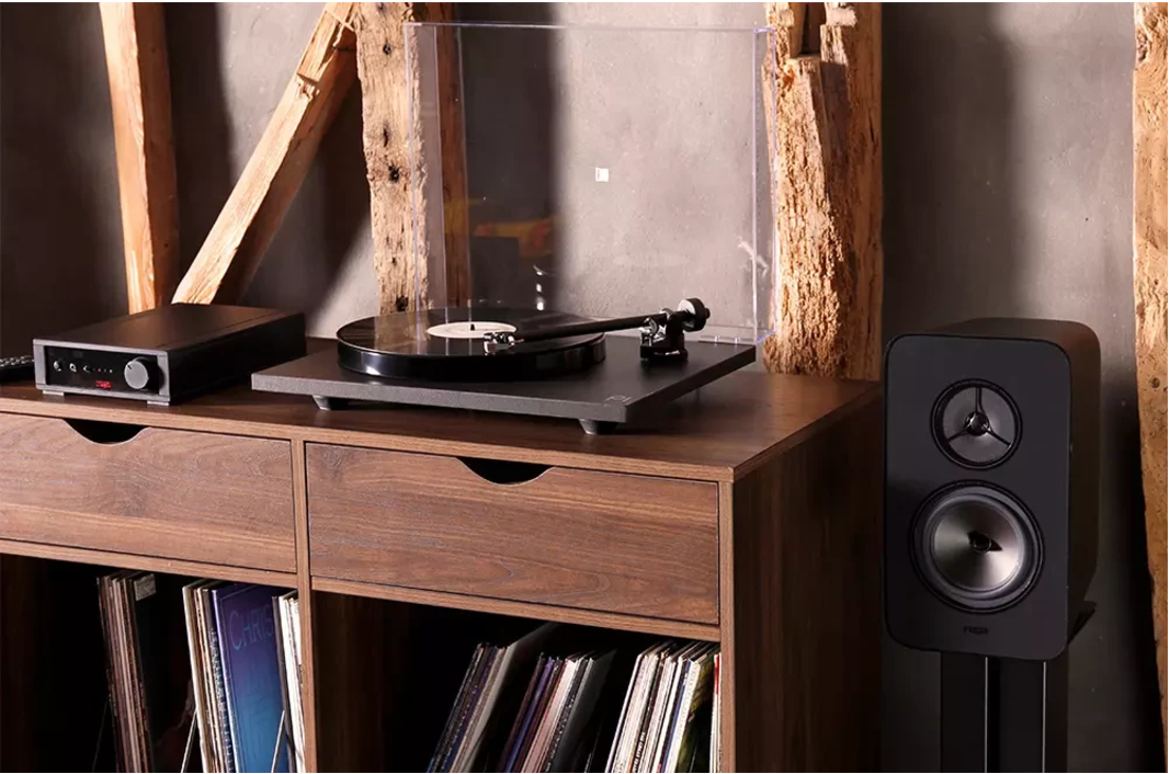 Компанія Rega (Роя Ганді) передана співробітникам