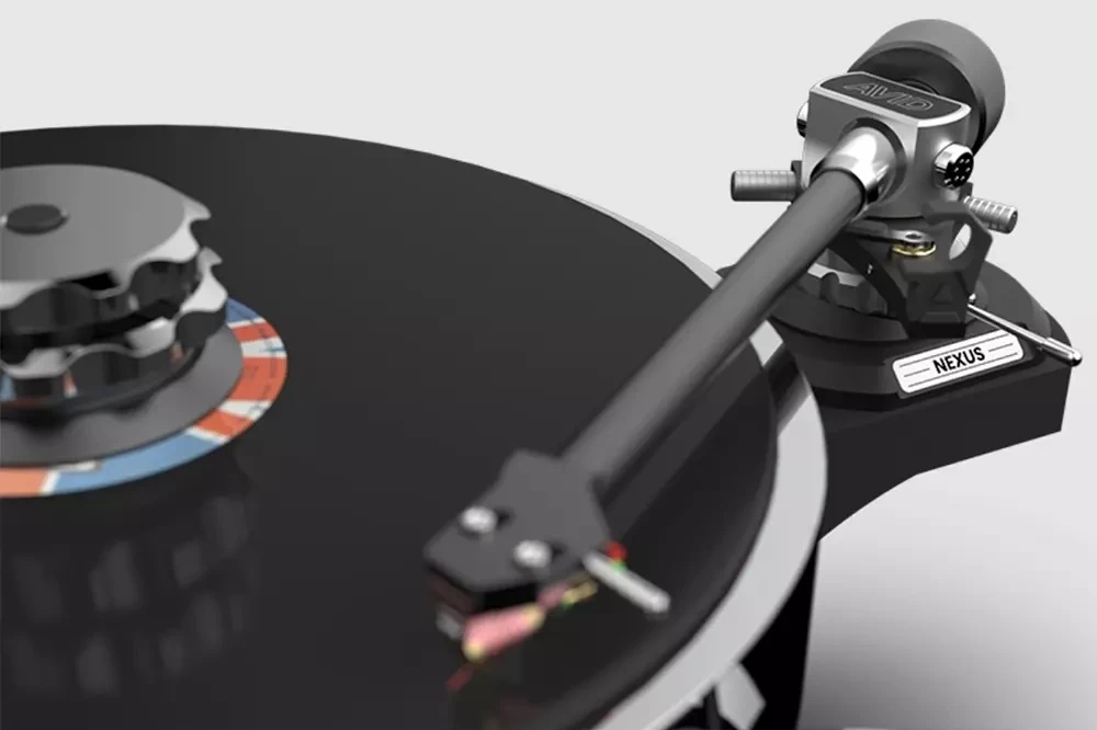 AVID представляет обновлённые тонармы Altus и Nexus