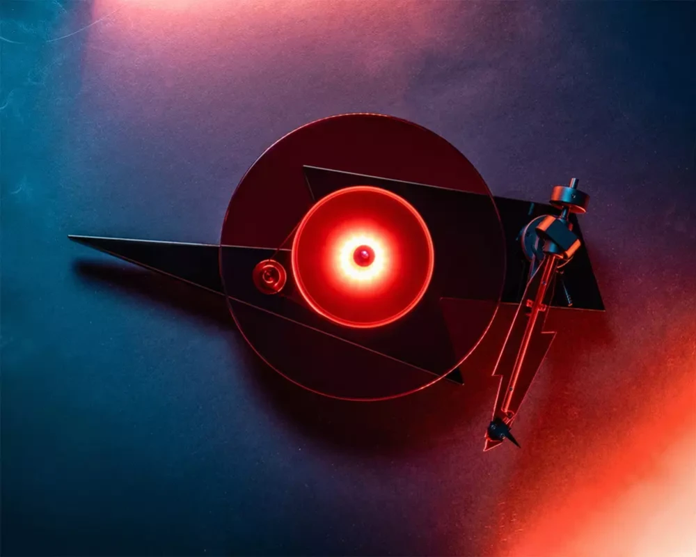 Унікальний програвач вінілових платівок - Pro-Ject AC/DC